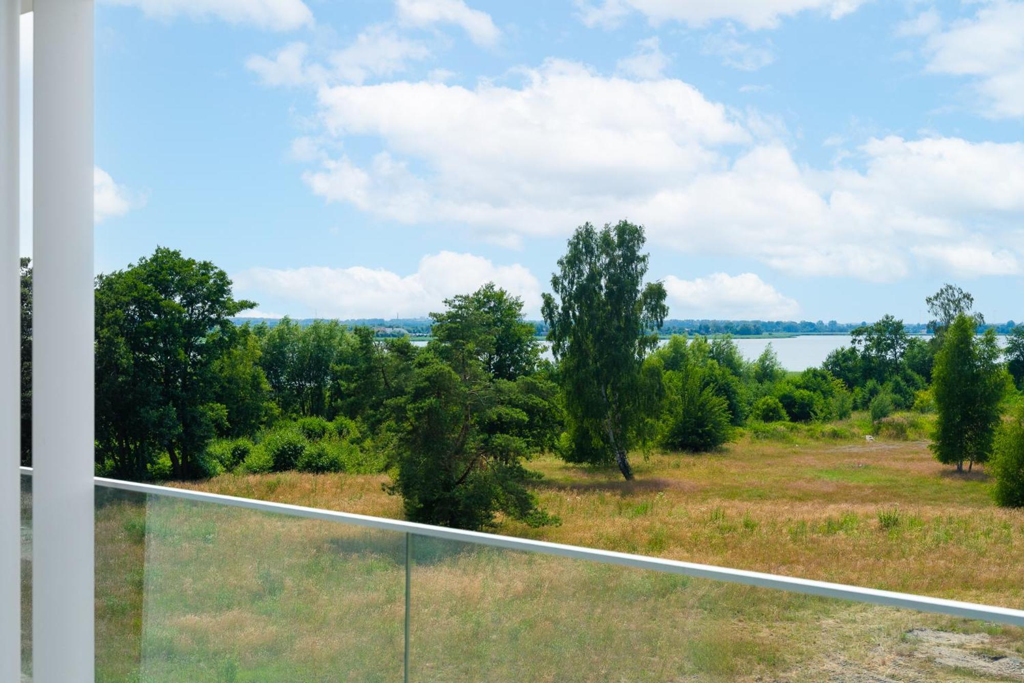 Sea & Lake - City Apartments Мєлно Екстер'єр фото