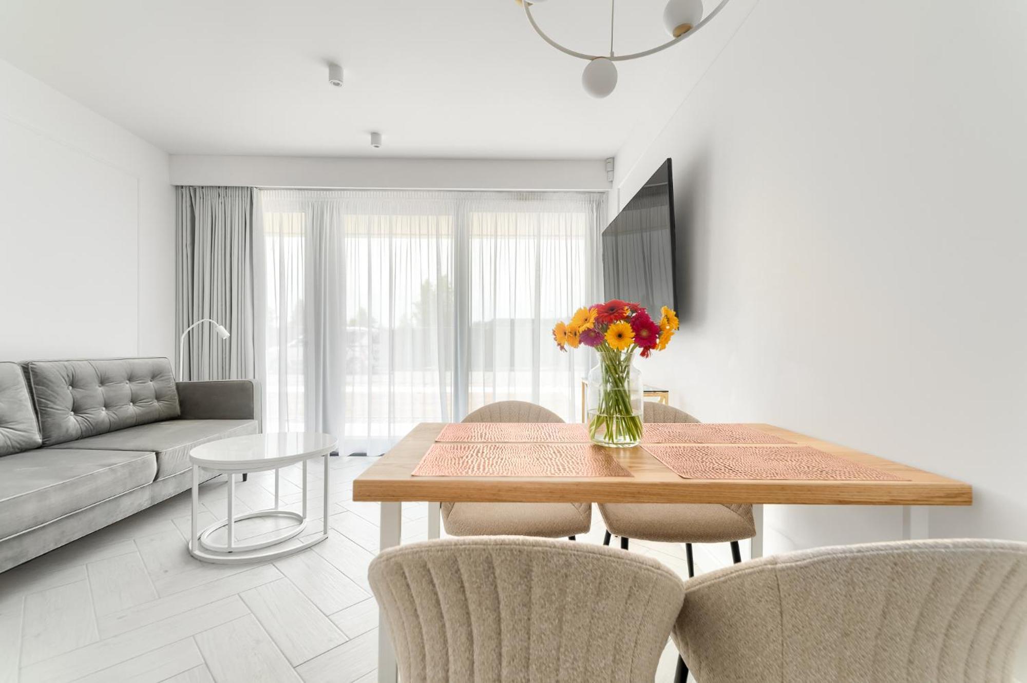 Sea & Lake - City Apartments Мєлно Екстер'єр фото