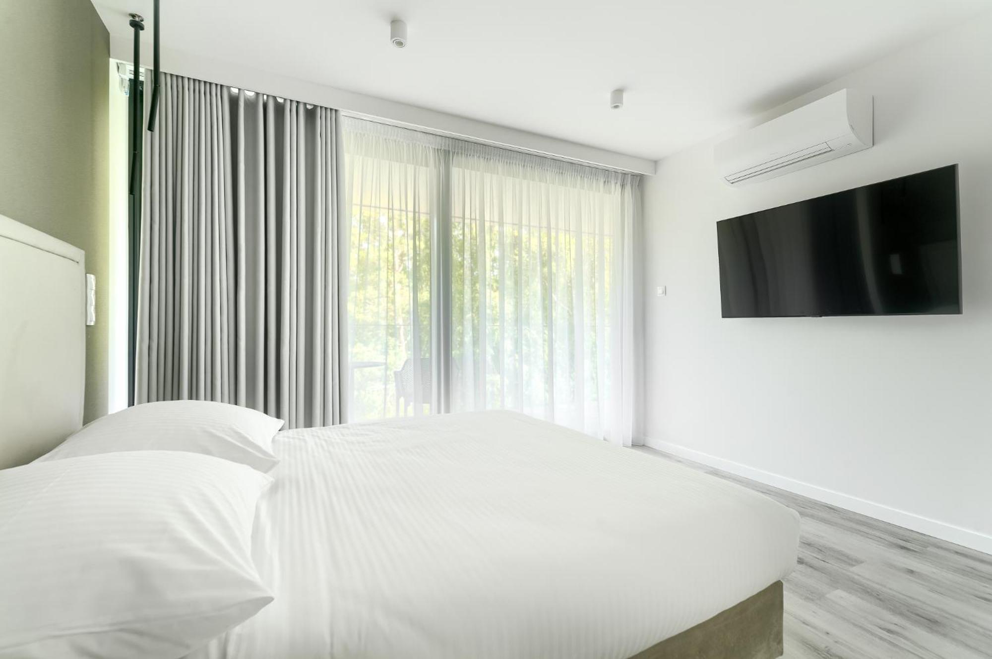 Sea & Lake - City Apartments Мєлно Екстер'єр фото