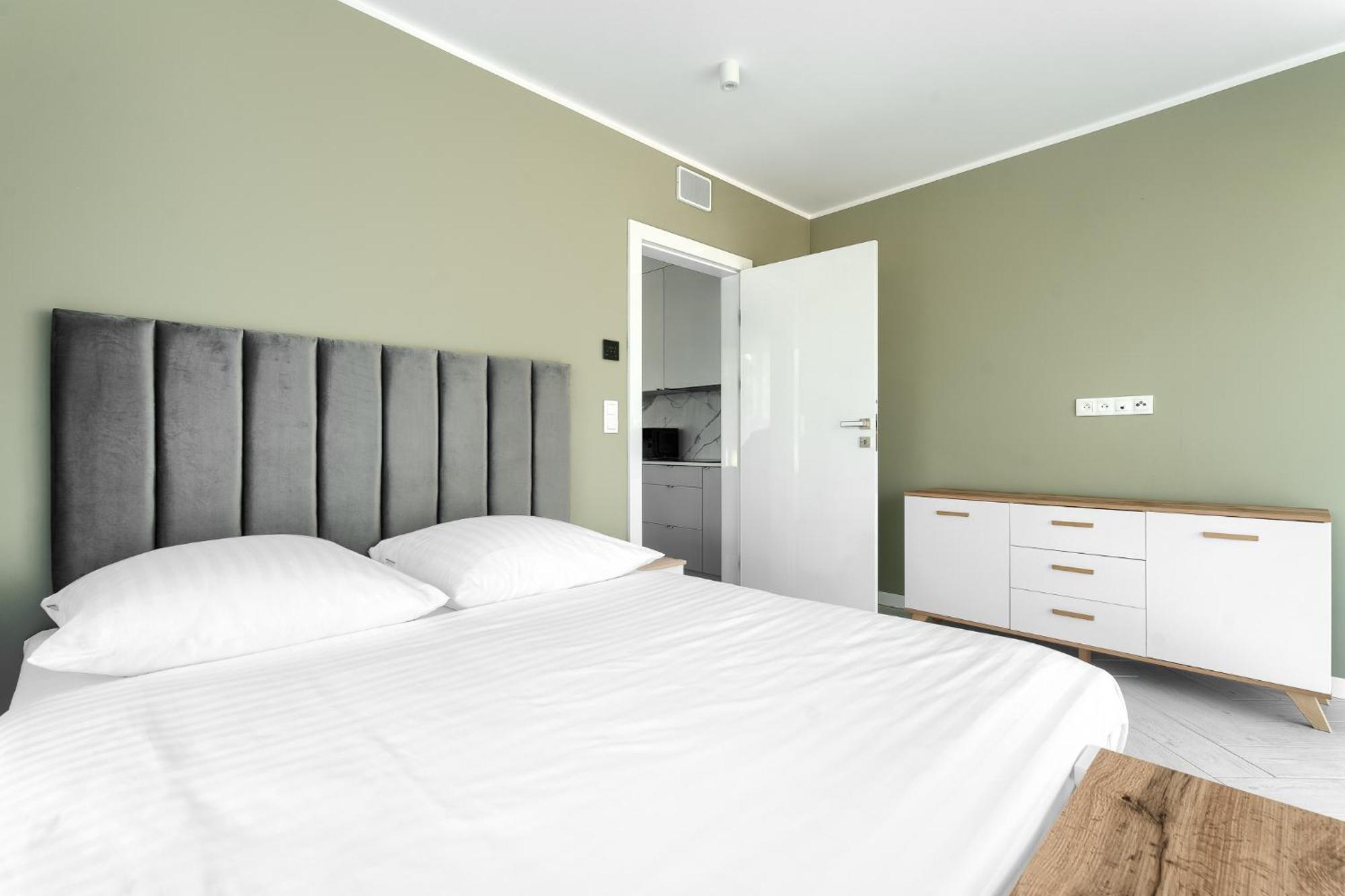 Sea & Lake - City Apartments Мєлно Екстер'єр фото