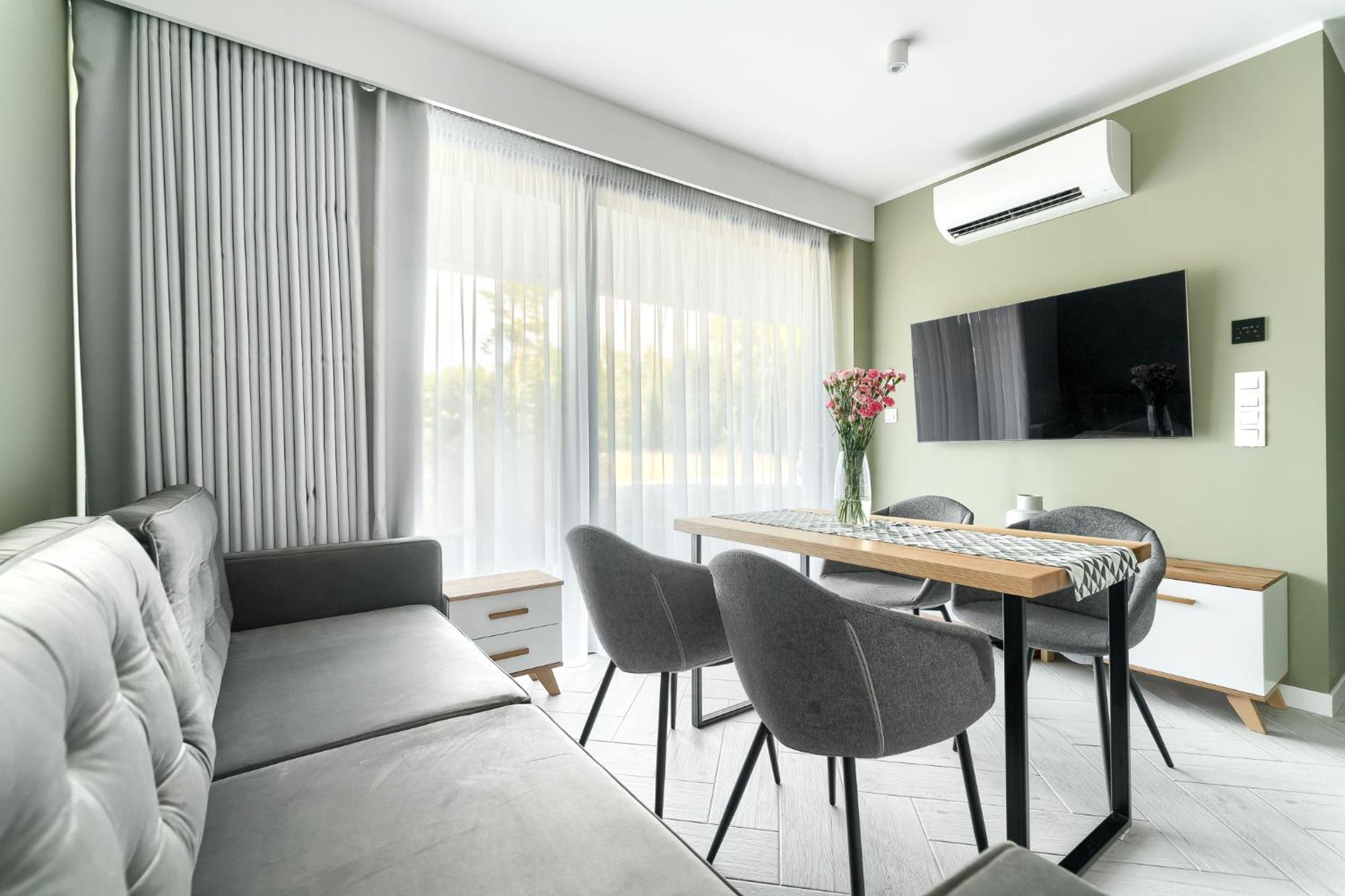 Sea & Lake - City Apartments Мєлно Екстер'єр фото